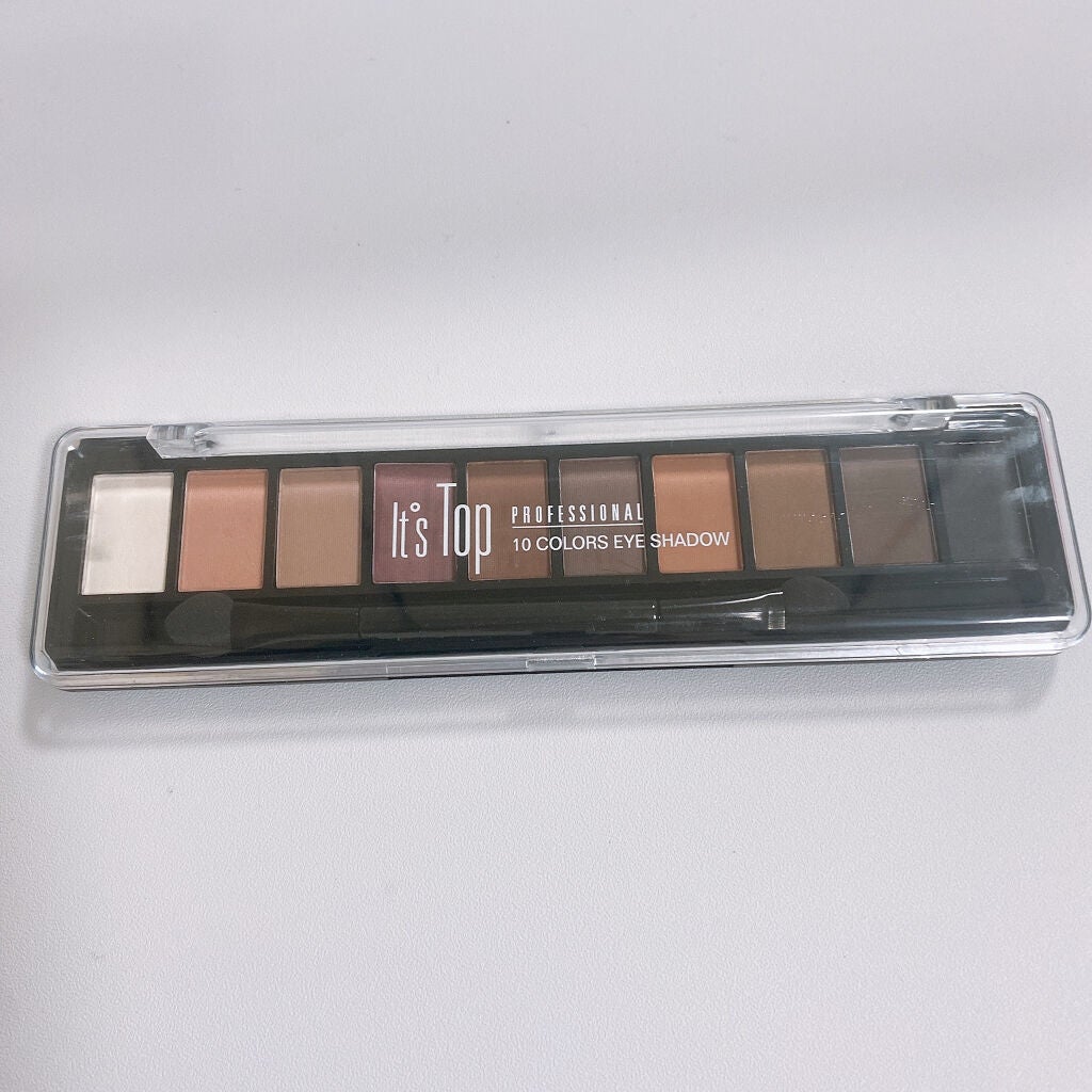 とと__フォロバ・リムバ¹⁰⁰ % on LIPS 「こちらもQoo10のアイシャドウ福袋!ブラウン系でこれ1つで1..」(4枚目)