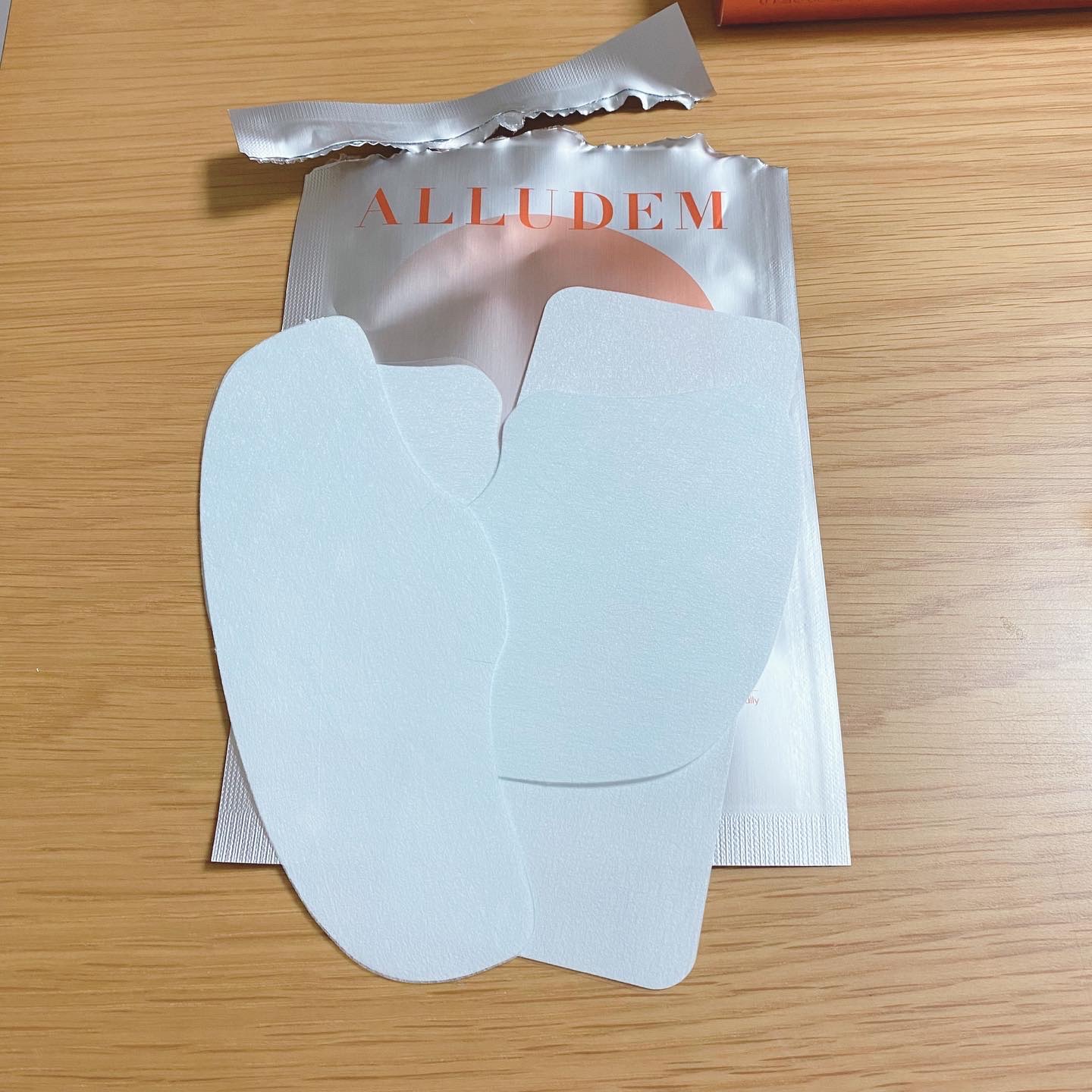 Derma Lift Mask/ALLUDEM/スキンケアキットを使ったクチコミ（3枚目）