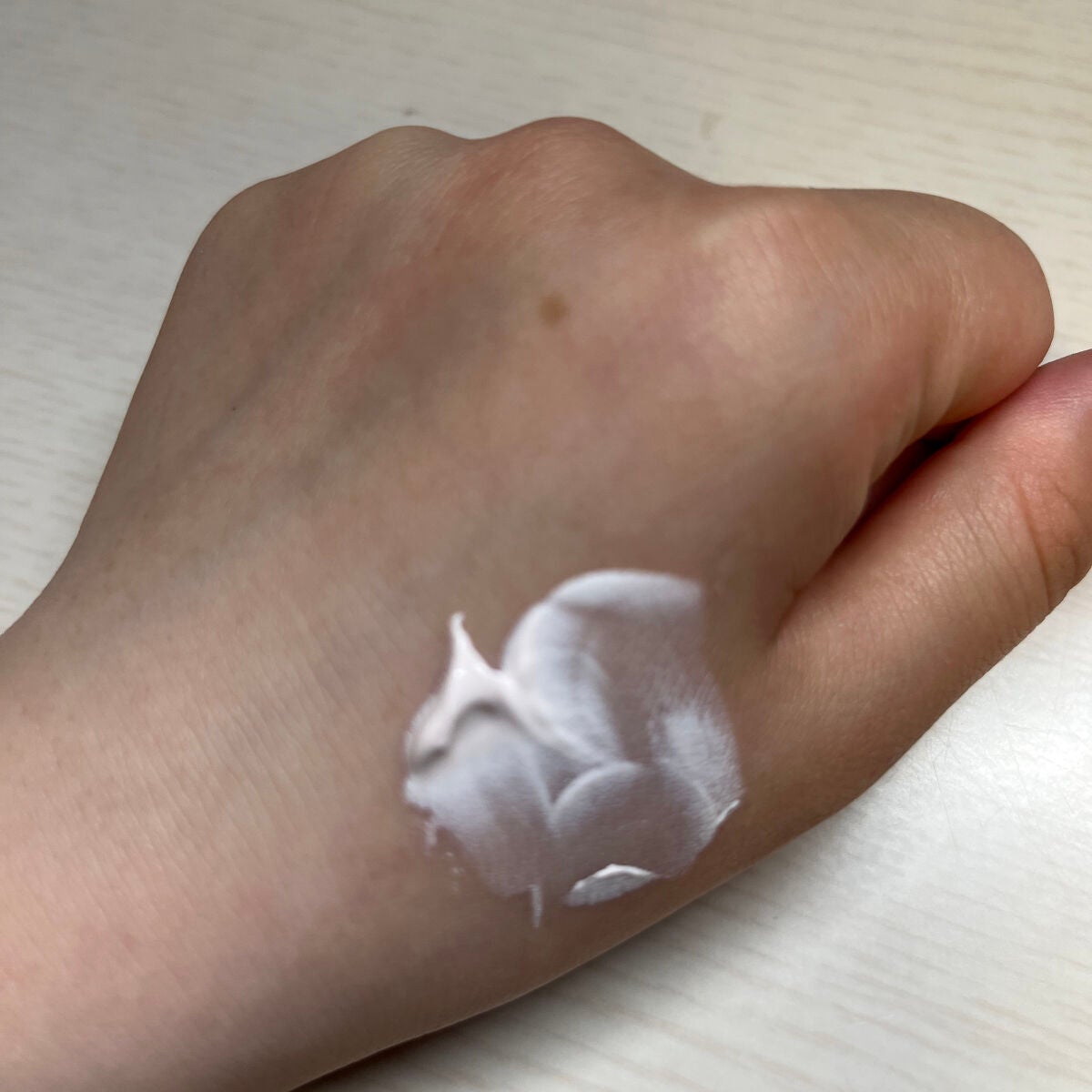 ロージー トーンアップクリーム /Colorgram/化粧下地を使ったクチコミ(4枚目)