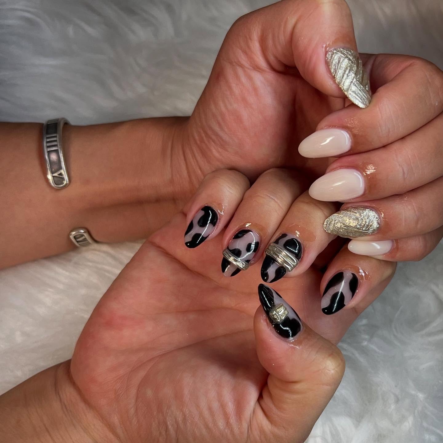 #ネイル,#ニュアンスネイル,#ジェルネイル,#ギャルネイル,#ネイル,#城陽ネイルのネイルデザイン