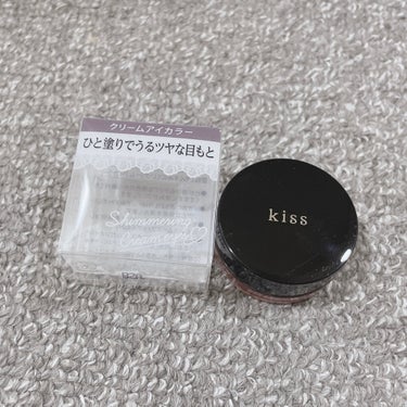 KiSS シマリングクリームアイズのクチコミ「透け感ありなふわっとクリームシャドウ‪💭‬

kiss
シマリングクリームアイズ
03 Upt.....」（1枚目）