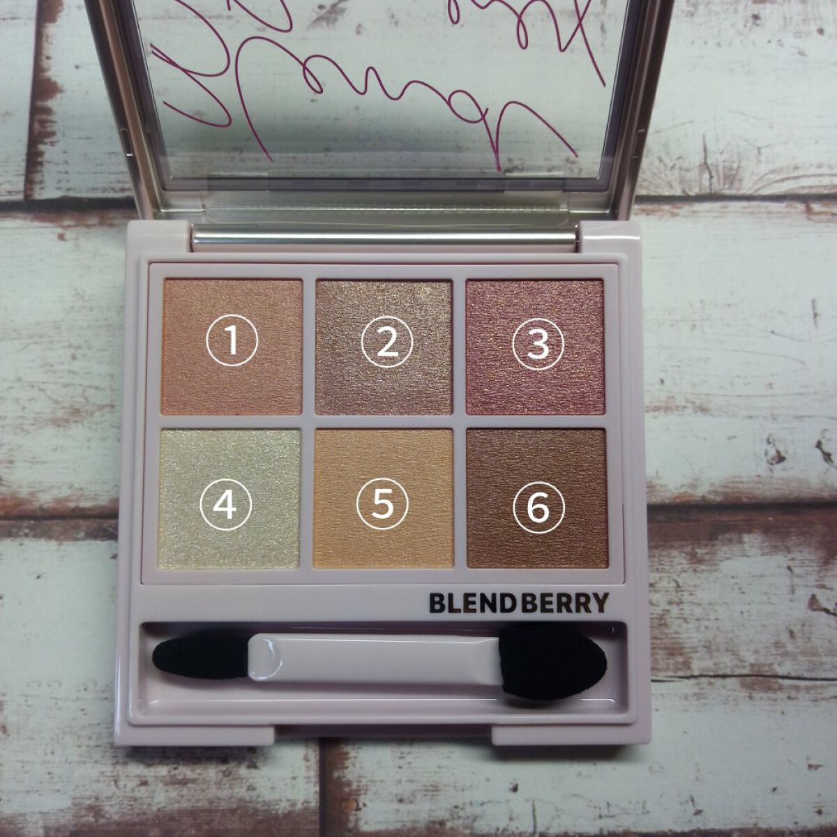 オーラクリエイション/BLEND BERRY/アイシャドウパレットを使ったクチコミ(4枚目)