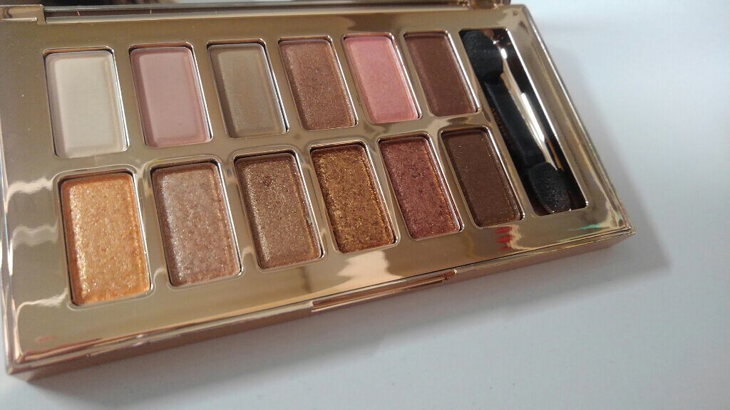 バレンタインボックス/VAVI MELLO/アイシャドウパレットを使ったクチコミ(2枚目)