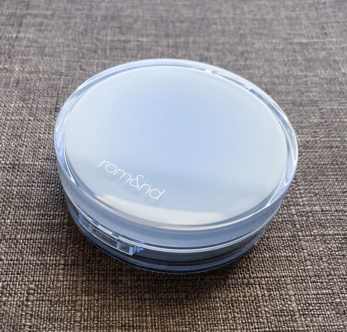 ベアウォータークッション/rom&nd/クッションファンデーションを使ったクチコミ（2枚目）