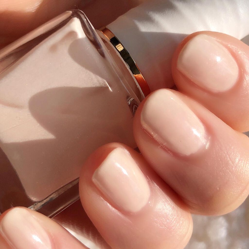 フローリックネイルラッカー/エレガンス クルーズ/マニキュアを使ったクチコミ（2枚目）