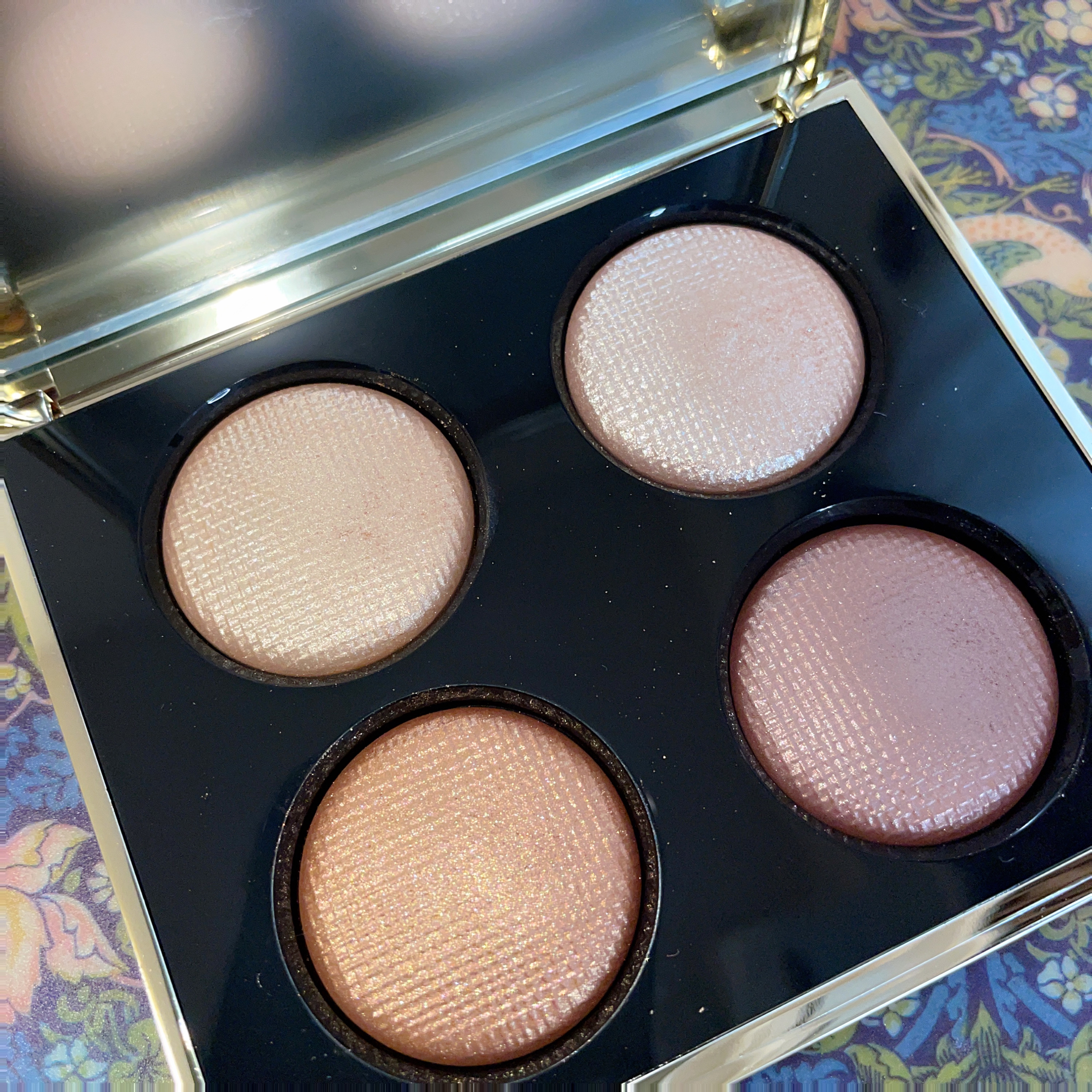 リュクス アイシャドウ クォード/BOBBI BROWN/アイシャドウパレットを使ったクチコミ（2枚目）