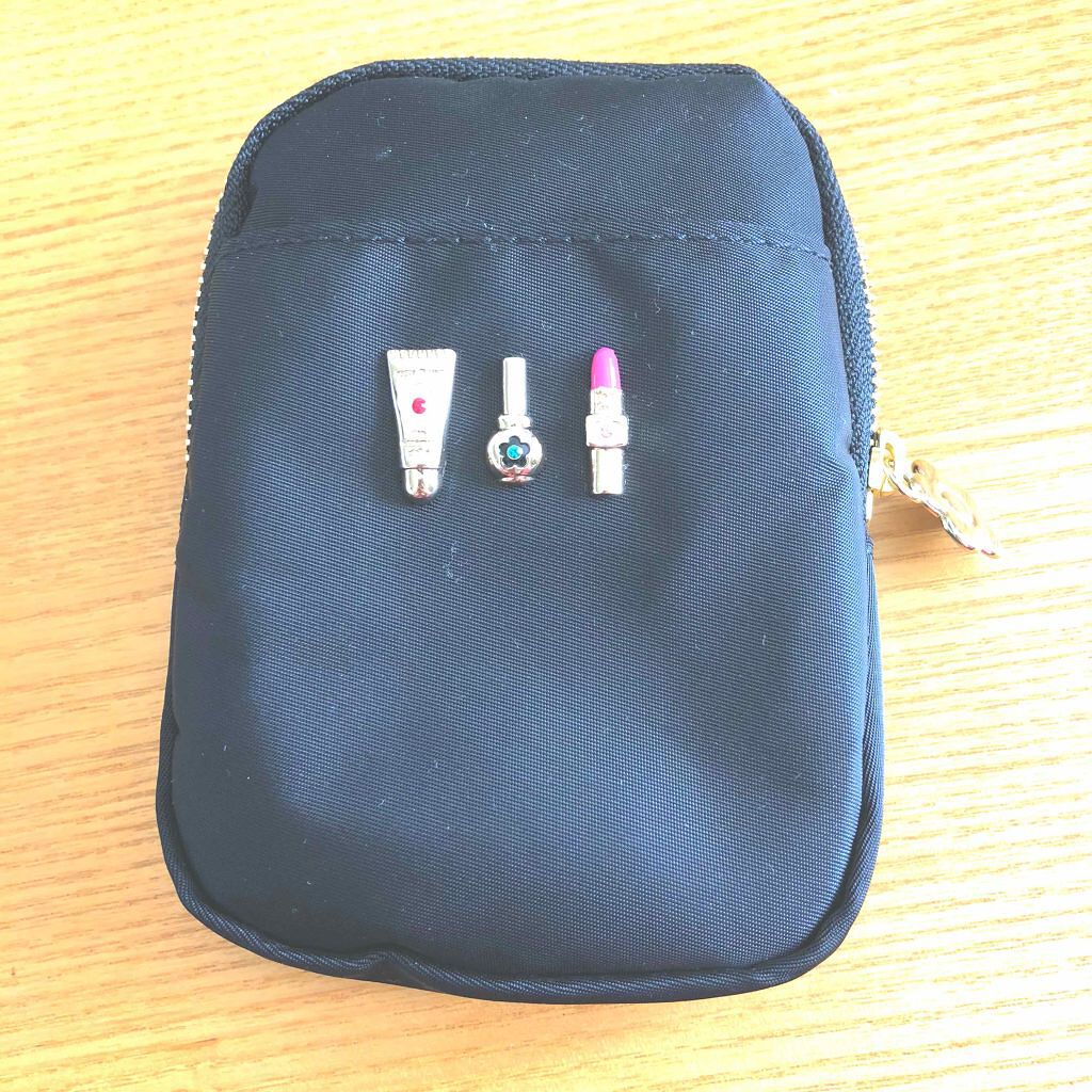 ポーチ/MARY QUANT/化粧ポーチを使ったクチコミ(2枚目)