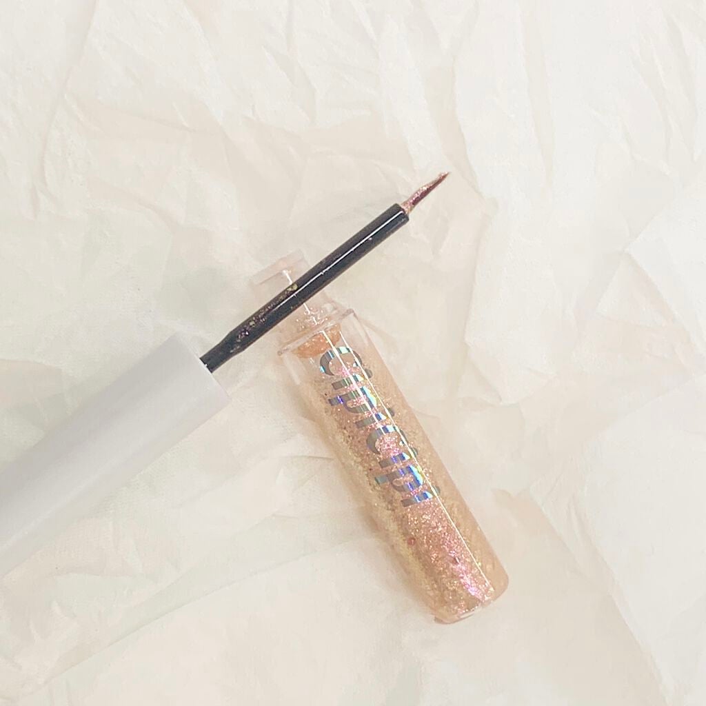 グリッターイルミネーションライナー/CipiCipi/リキッドアイライナーを使ったクチコミ(1枚目)