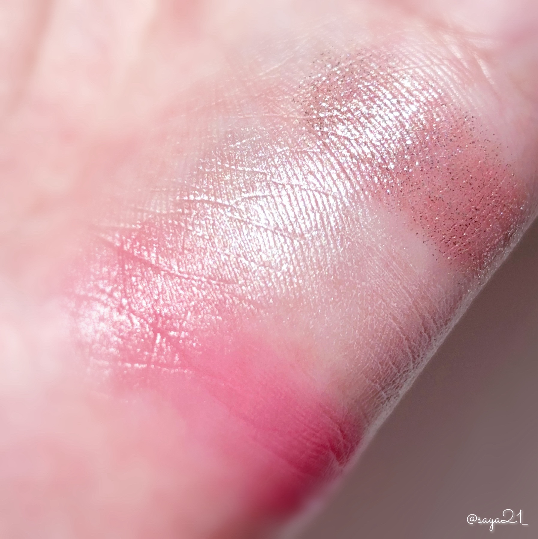 マルチカラーバリエーション スパークル/チャコット・コスメティクス/単色アイシャドウを使ったクチコミ（3枚目）