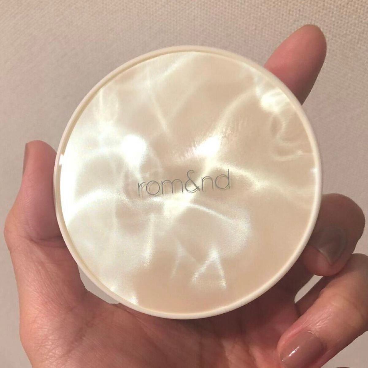 シャドーカスタマイズ/MAJOLICA MAJORCA/単色アイシャドウを使ったクチコミ(1枚目)