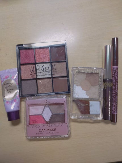 UR GLAM BLOOMING EYE COLOR PALETTE/U R GLAM/アイシャドウパレットを使ったクチコミ(2枚目)