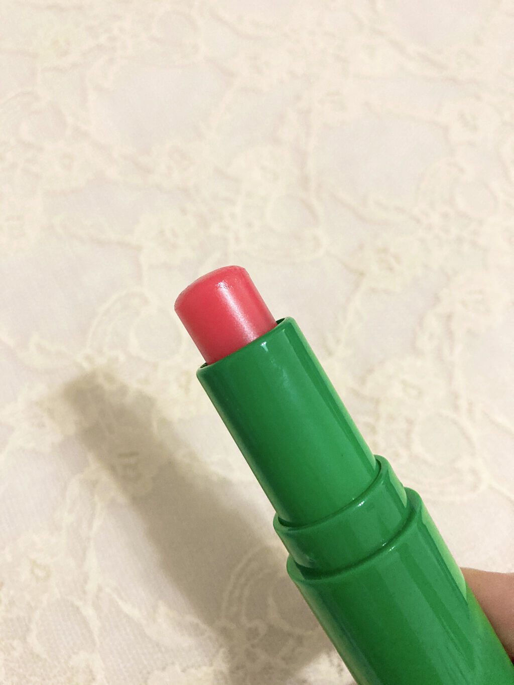 ヴィーガングリーンリップバーム/AMUSE/リップバームを使ったクチコミ（2枚目）