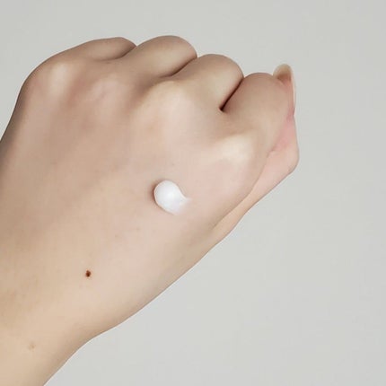 グリソメド ハンドクリーム A (カモミール)/グリソメド/ハンドクリームを使ったクチコミ(3枚目)