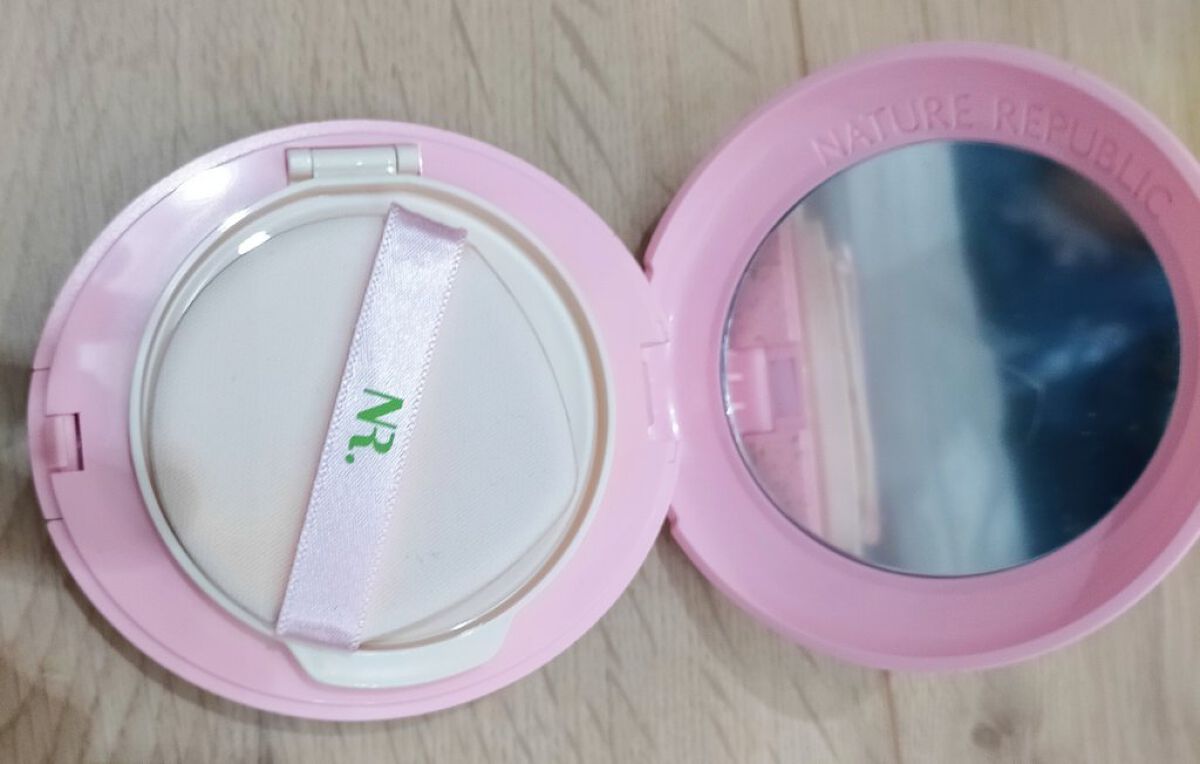 PROBIOエッセンスクッション/ネイチャーリパブリック/クッションファンデーションを使ったクチコミ（2枚目）