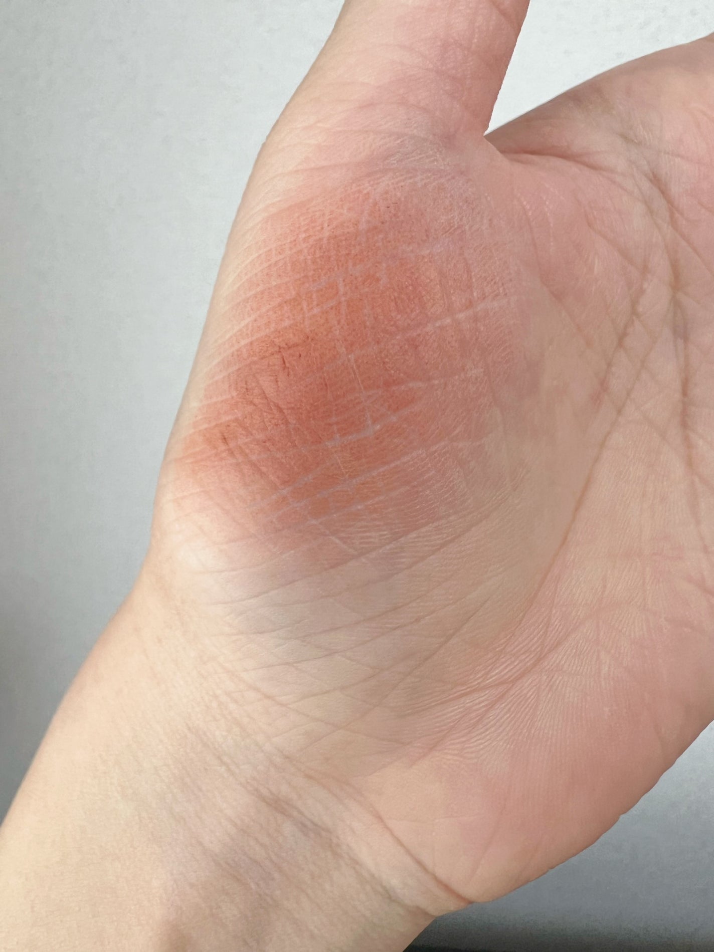 ワンダー キューブ アイシャドウ マット/リンメル ロンドン/単色アイシャドウを使ったクチコミ(4枚目)