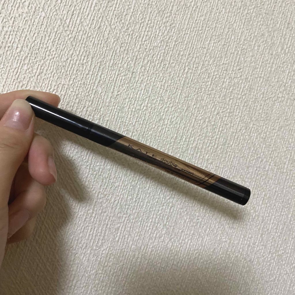 涙袋は作れる！涙袋全然ない私にとって神アイテム🥳

⭐️ケイト　
ダブルラインエキスパート

色々な涙袋アイテムに
浮気したけどこれが本命（笑）

二重の線を書き足したりもできます！！

私は涙袋にしか使ってないです👁

なんというか、