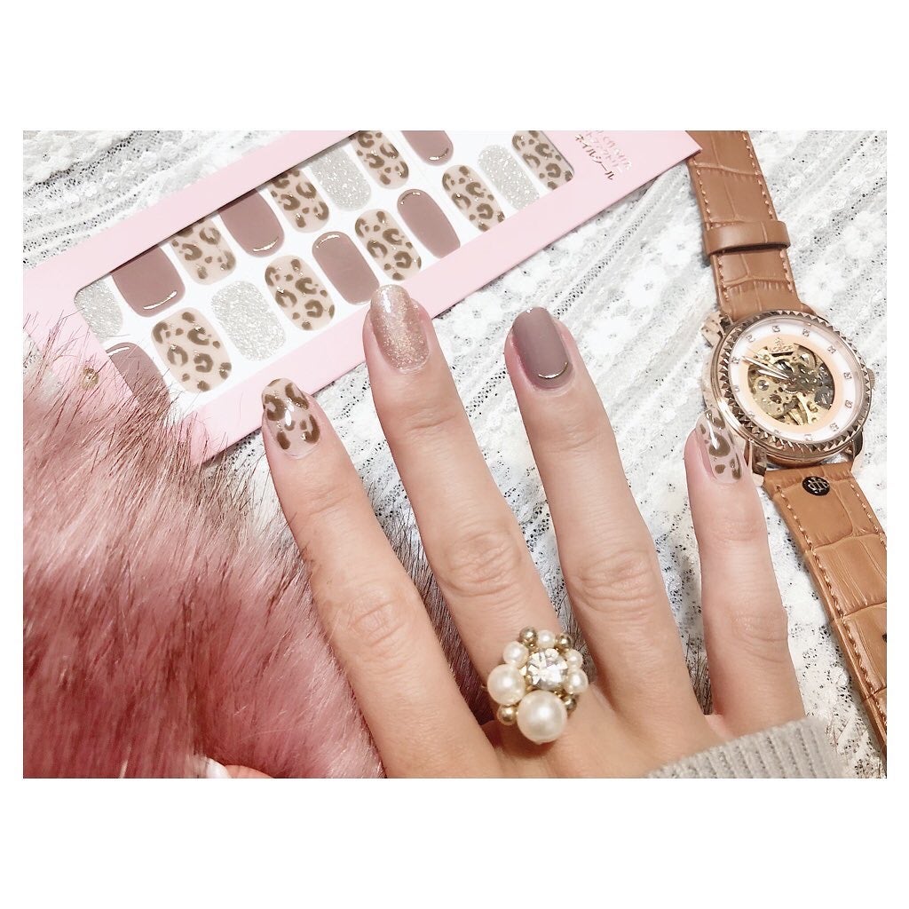 𝘼𝙮𝙪 ❦ 𝑆𝑒𝑙𝑓 𝑁𝑎𝑖𝑙 on LIPS 「❥【LOBOR】様の腕時計~⌚︎♡・:*+.ジェラファ..」(1枚目)