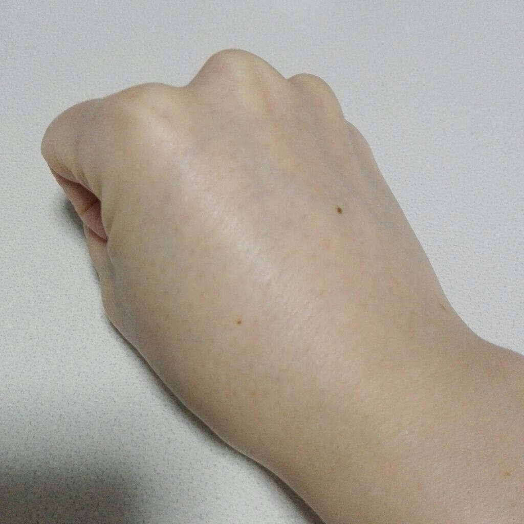 ホワイトニングトーンアップエッセンス/スノービューティー/化粧下地を使ったクチコミ(4枚目)