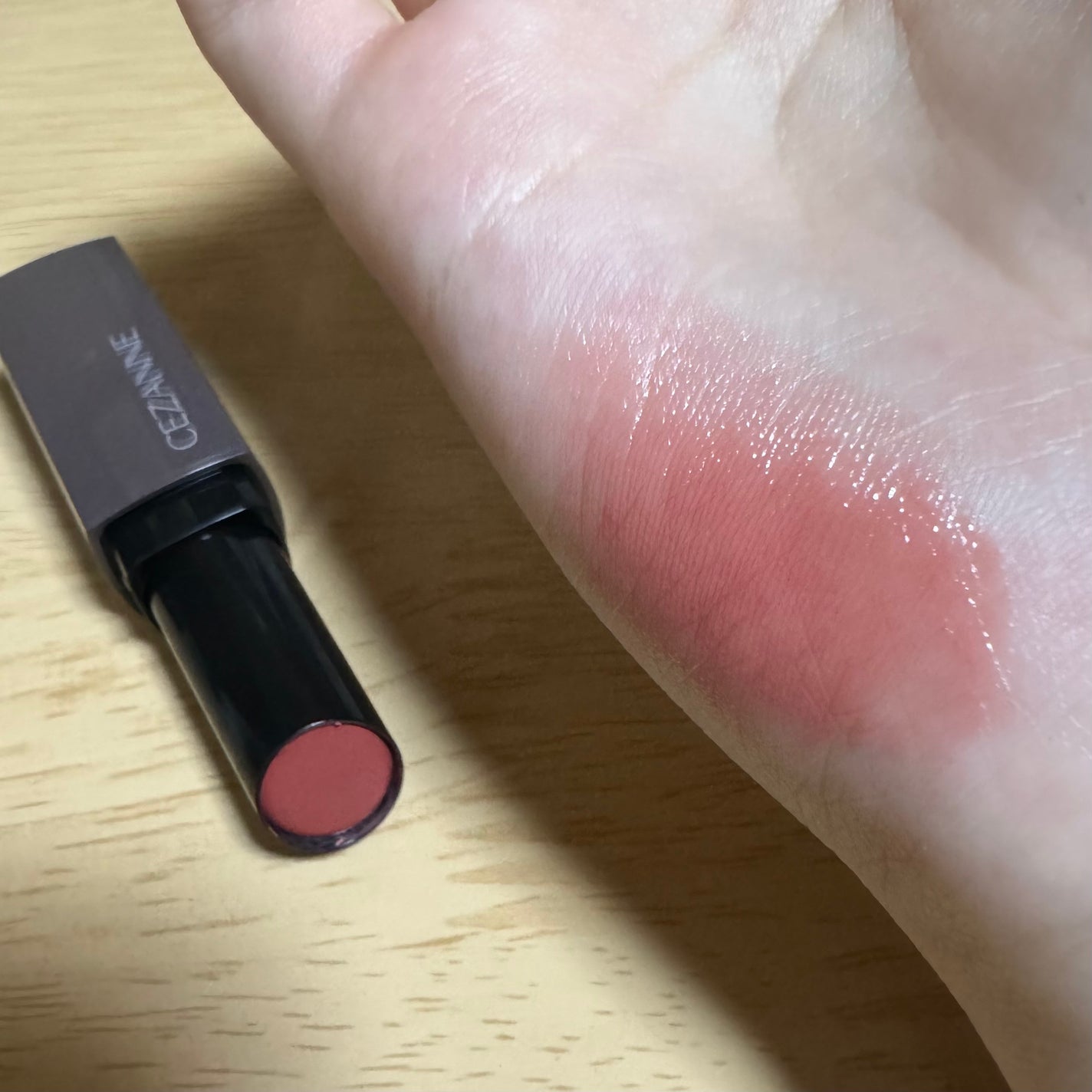 リップカラーシールド/CEZANNE/口紅を使ったクチコミ(1枚目)