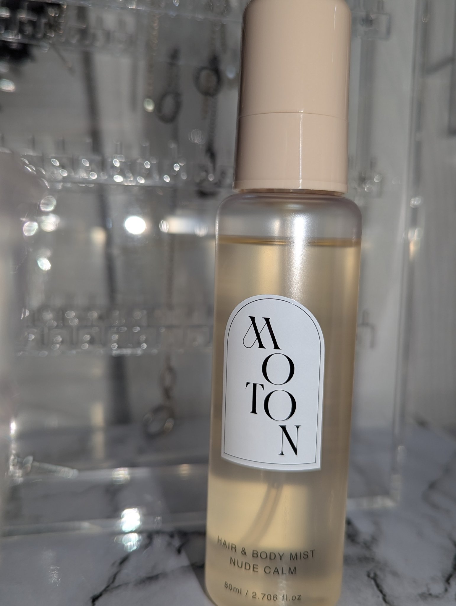 MOTON MOTON ヘア&ボディミスト ヌードカルムのクチコミ「デート、これかけたら成功するはず…💕MOTON ヘア&ボディミスト ヌードカルムレビュー

M.....」（2枚目）