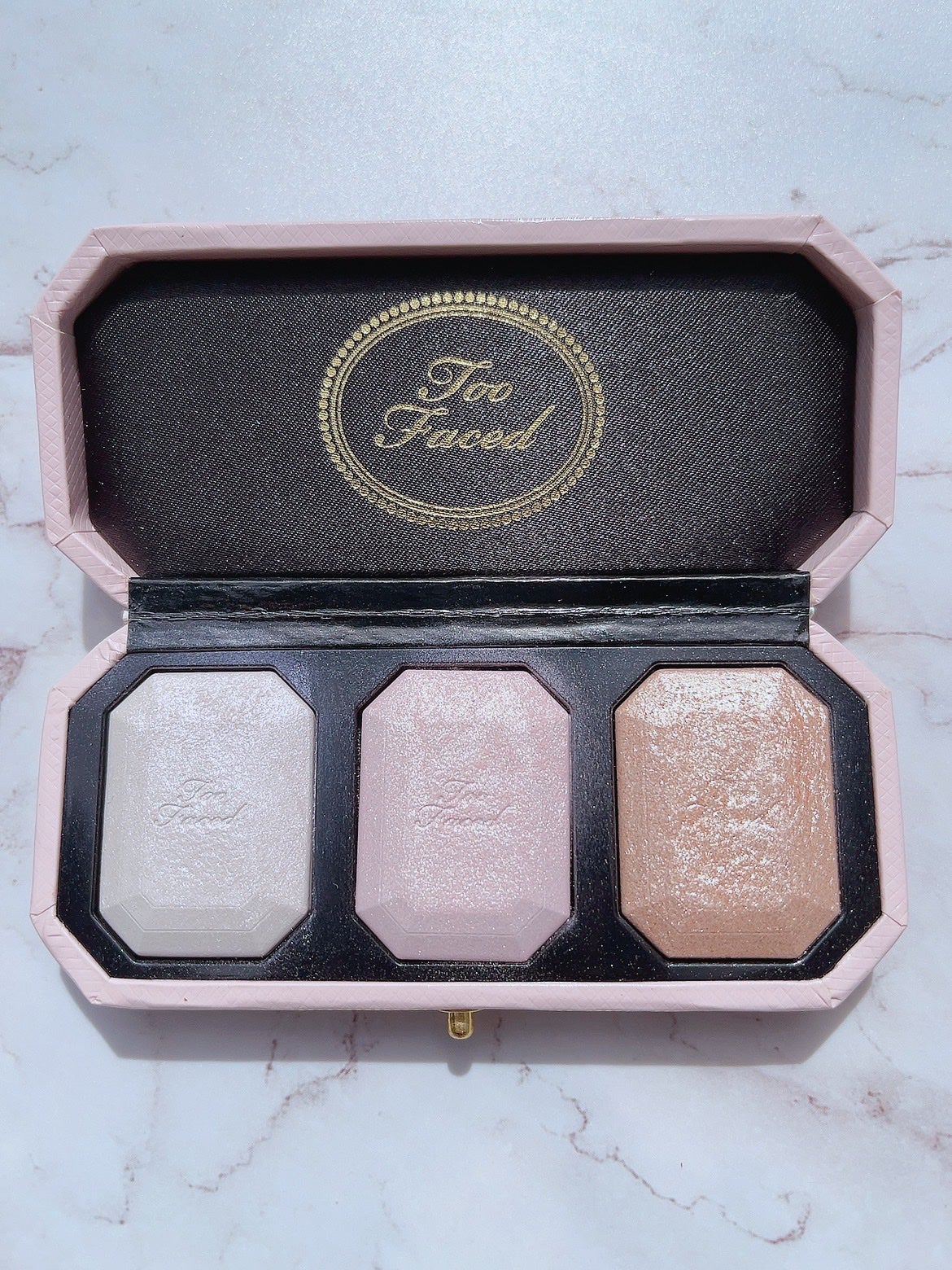 ~ダイヤモンドライト シリーズ~ マルチユース ハイライター トリオ/Too Faced/パウダーハイライトを使ったクチコミ(4枚目)