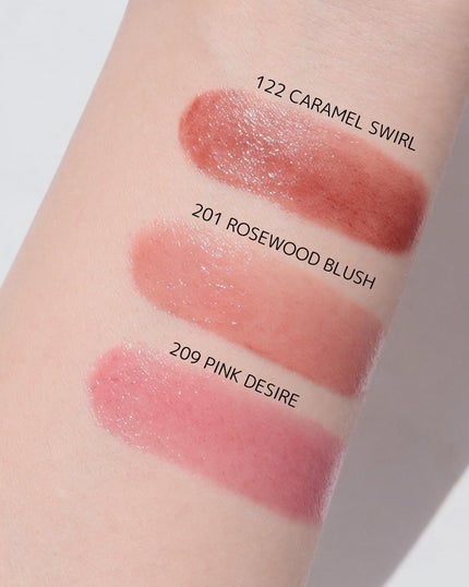 濱田あおい on LIPS 「..YSL新作リップ💄ラブシャインリップスティック発売前にお試..」(3枚目)