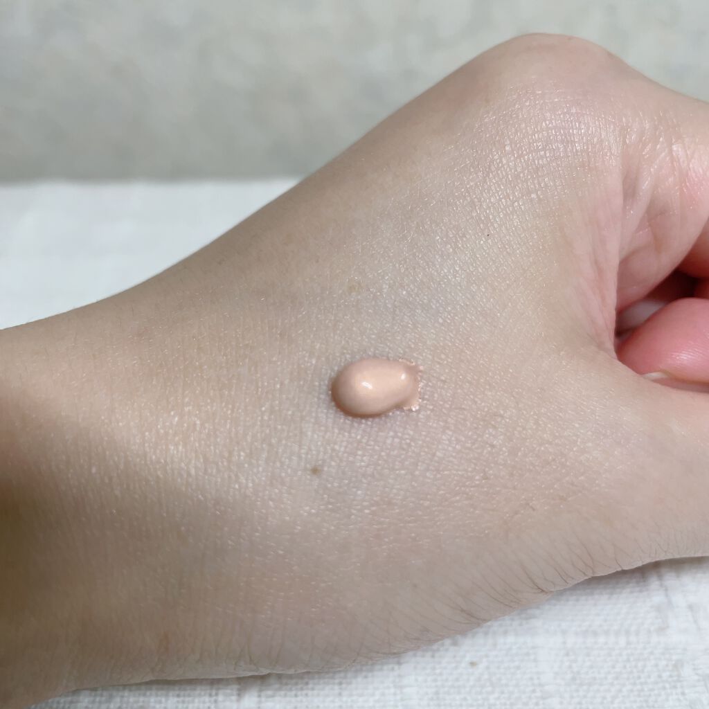 クリスタル グロウ ベース＆ハイライター/リンメル ロンドン/化粧下地を使ったクチコミ（2枚目）