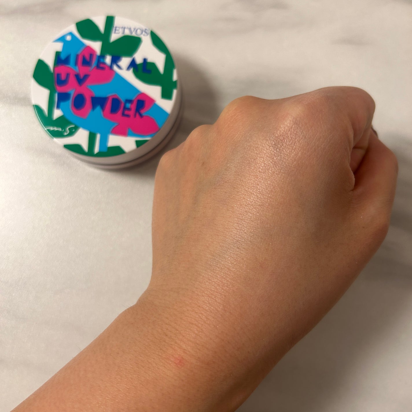 ミネラルUVパウダー/エトヴォス/ルースパウダーを使ったクチコミ(6枚目)