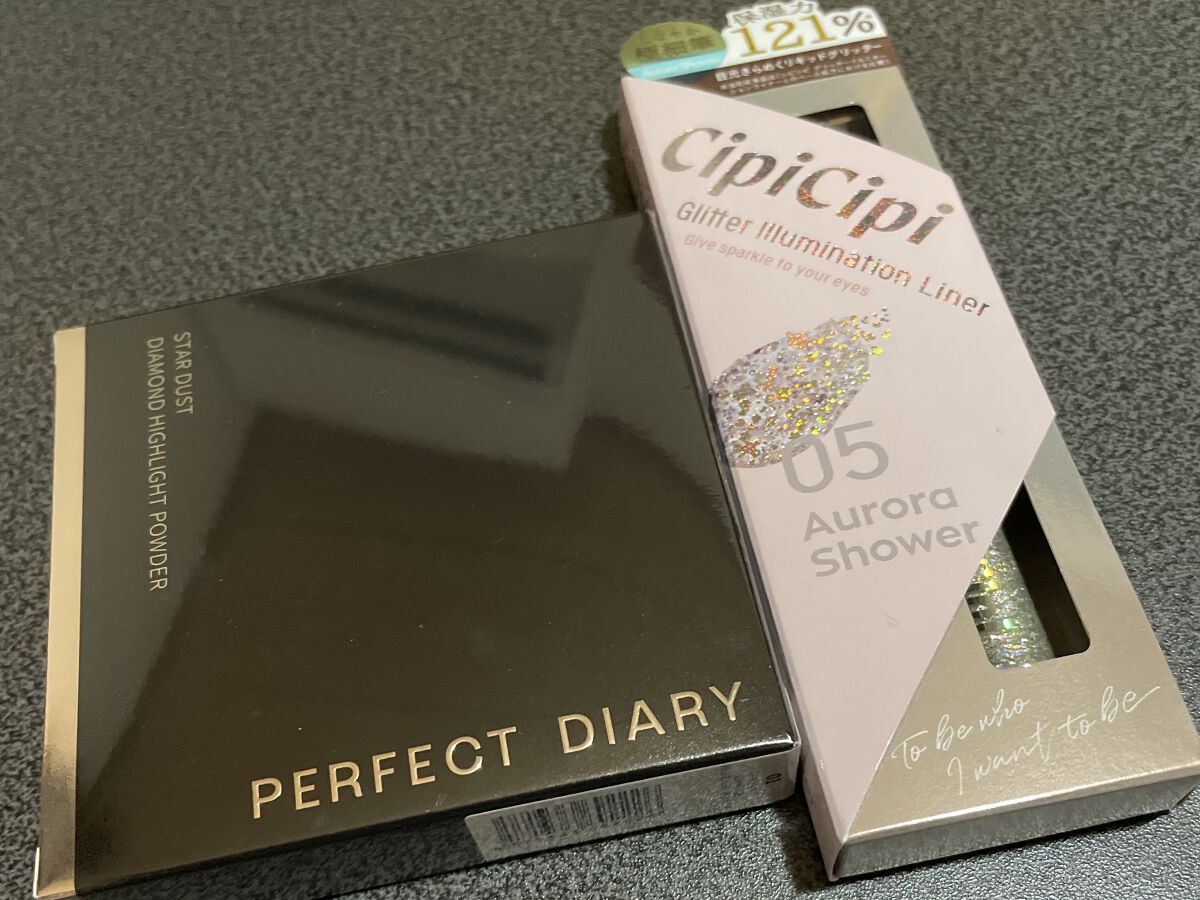 スターダストダイヤモンドハイライトパウダー/PERFECT DIARY/パウダーハイライトを使ったクチコミ（1枚目）