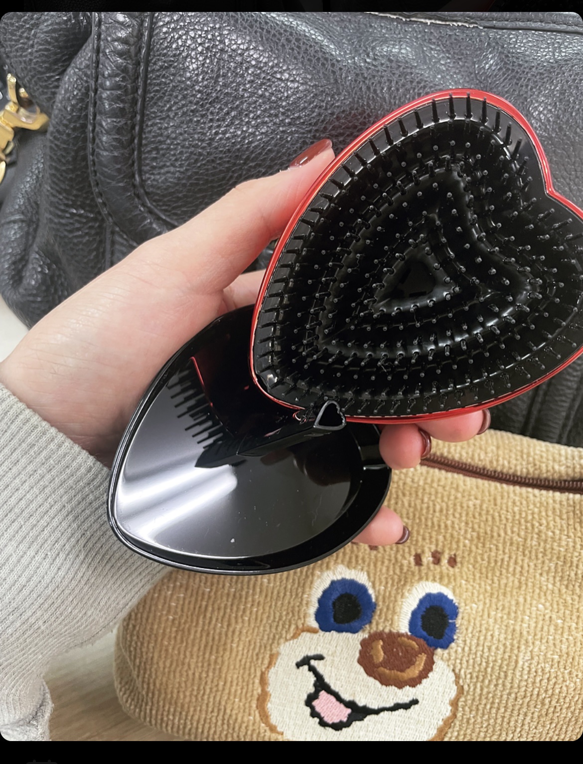 リファ ハートブラシ Shine Red（シャインレッド）/ReFa/頭皮ケアを使ったクチコミ（2枚目）