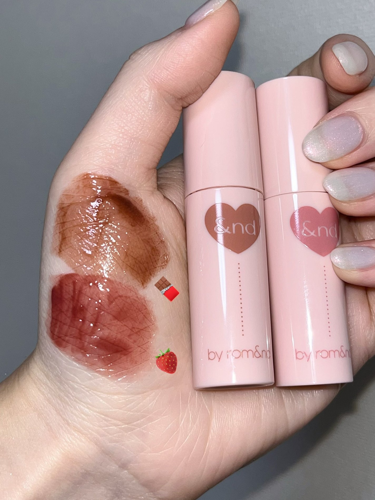 アンドバイロムアンド グラッシーボムティント/&nd by rom&nd/リップティントを使ったクチコミ(2枚目)