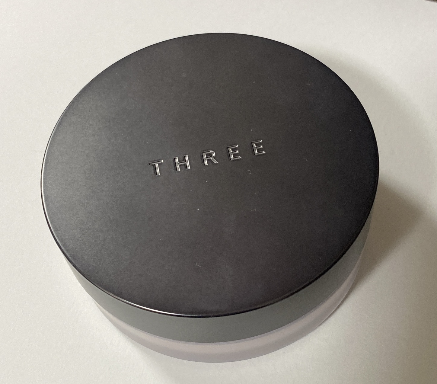 アドバンスドエシリアルスムースオペレーター ルースパウダー X02/THREE/ルースパウダーを使ったクチコミ（1枚目）