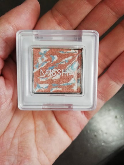グリッタープリズム シャドウ/MISSHA/グリッターを使ったクチコミ(1枚目)