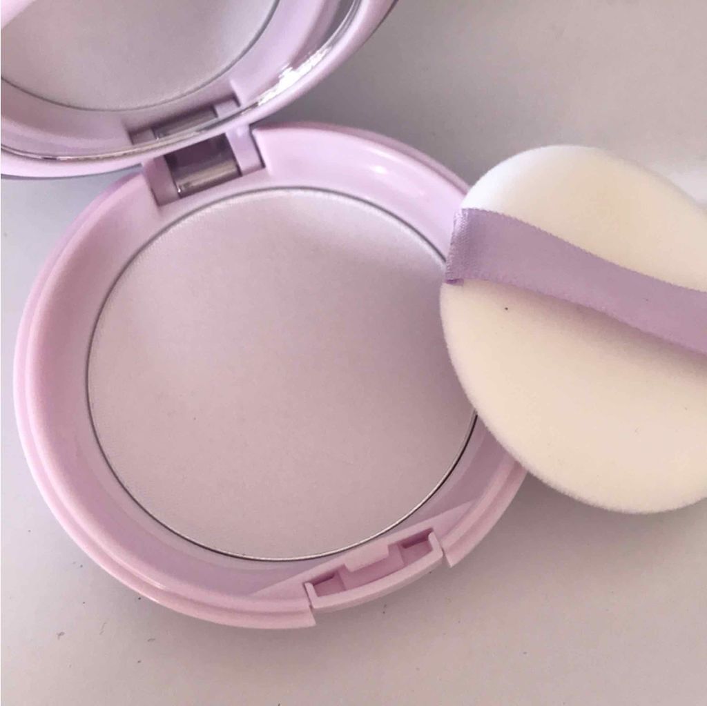 パラソーラ イルミスキン フェイスパウダー UV/ナリスアップ/プレストパウダーを使ったクチコミ（2枚目）