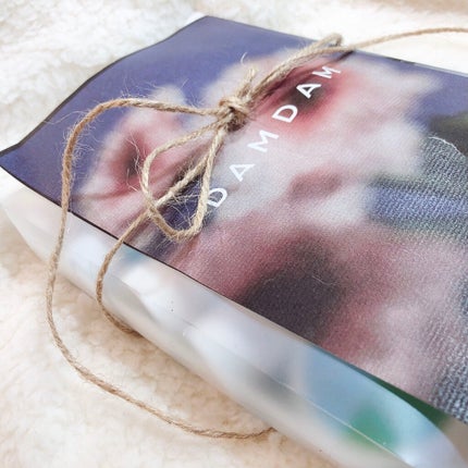 リトルワンダー リップアンドスキンバーム/DAMDAM/リップバームを使ったクチコミ(9枚目)