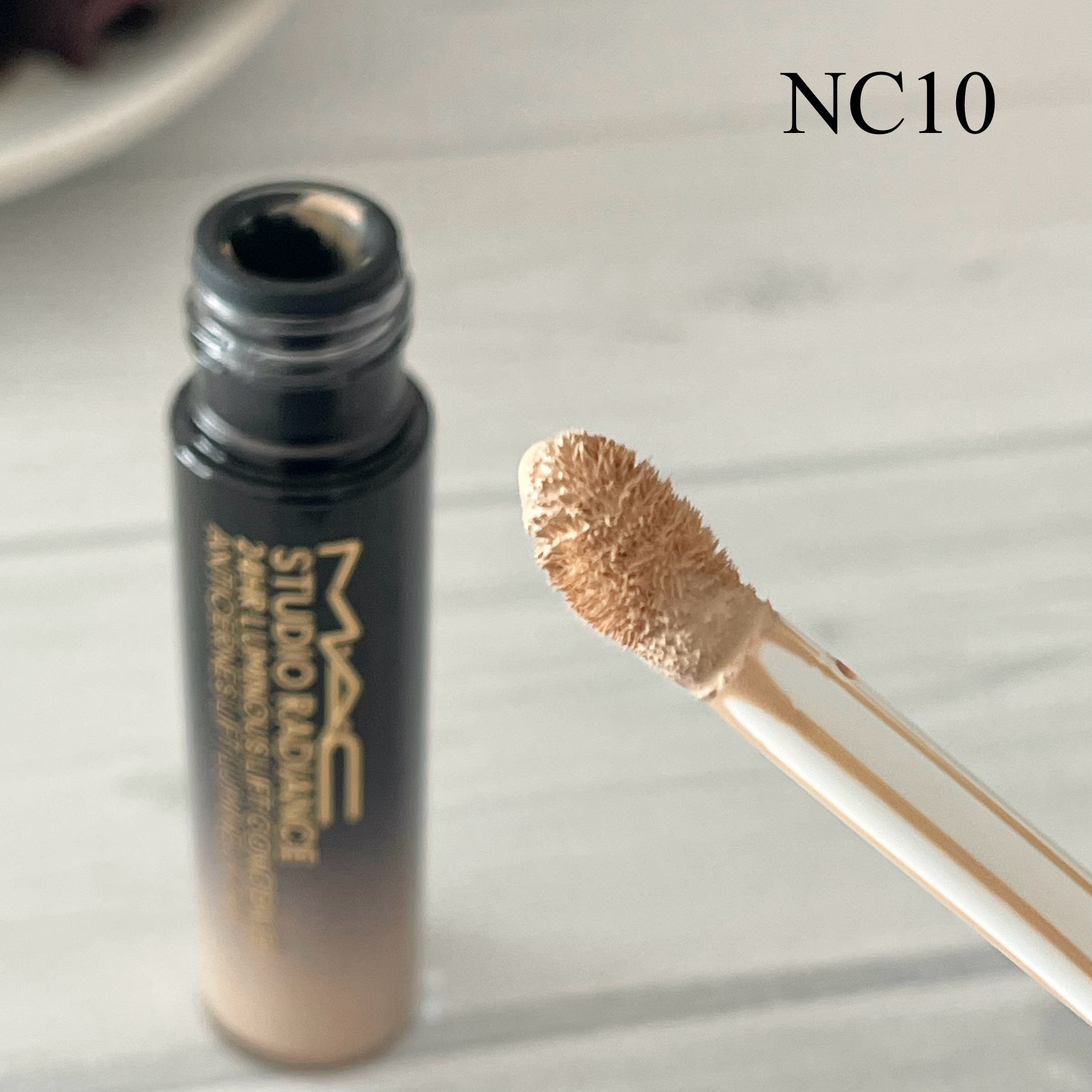 #270S ミニ ラウンド スラント ブラシ/M・A・C/メイクブラシを使ったクチコミ（3枚目）