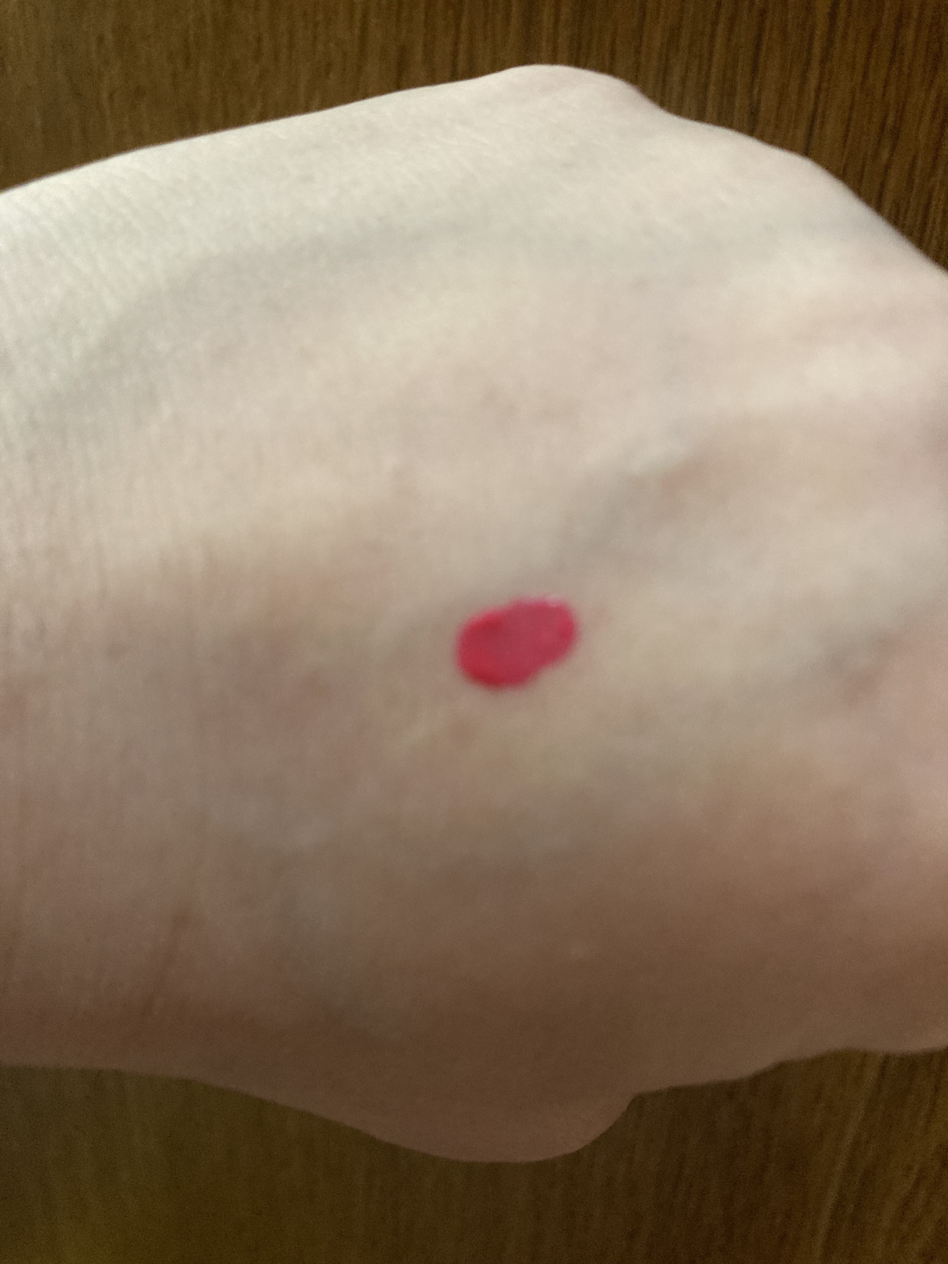 ジューシーラスティングティント/rom&nd/リップティントを使ったクチコミ（3枚目）