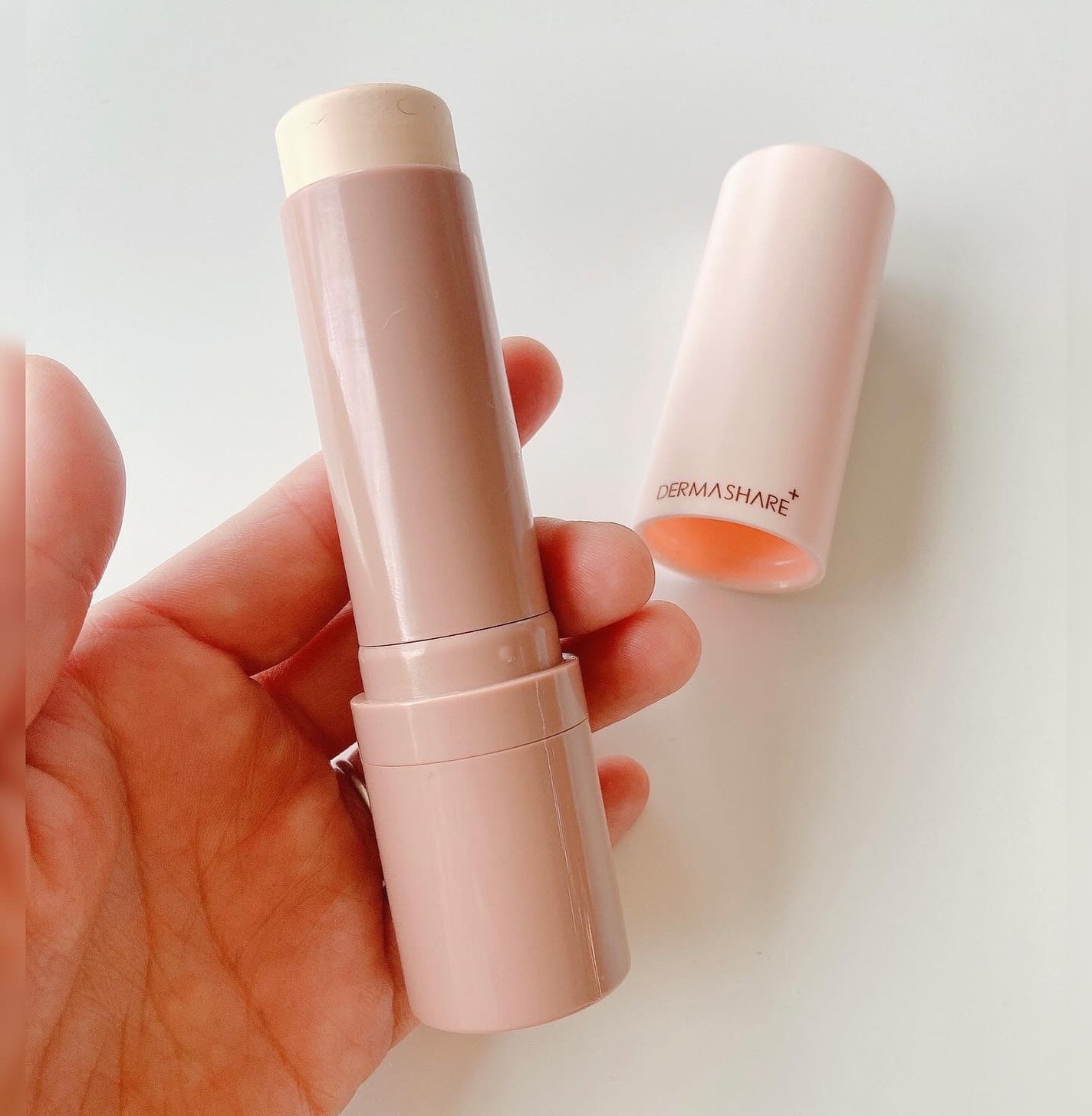 ヴィーガンナチュラルカバースティックファンデーション/DERMASHARE/その他ファンデーションを使ったクチコミ(2枚目)