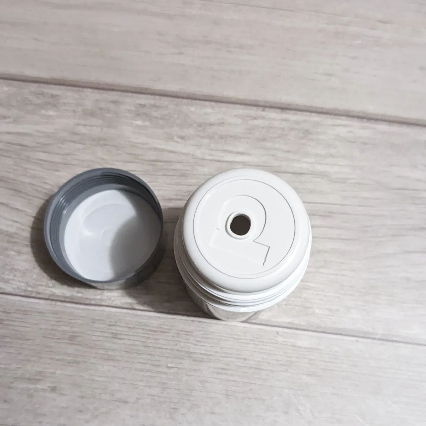 デイリーマイクロフォリエント/ダーマロジカ/洗顔パウダーを使ったクチコミ（2枚目）