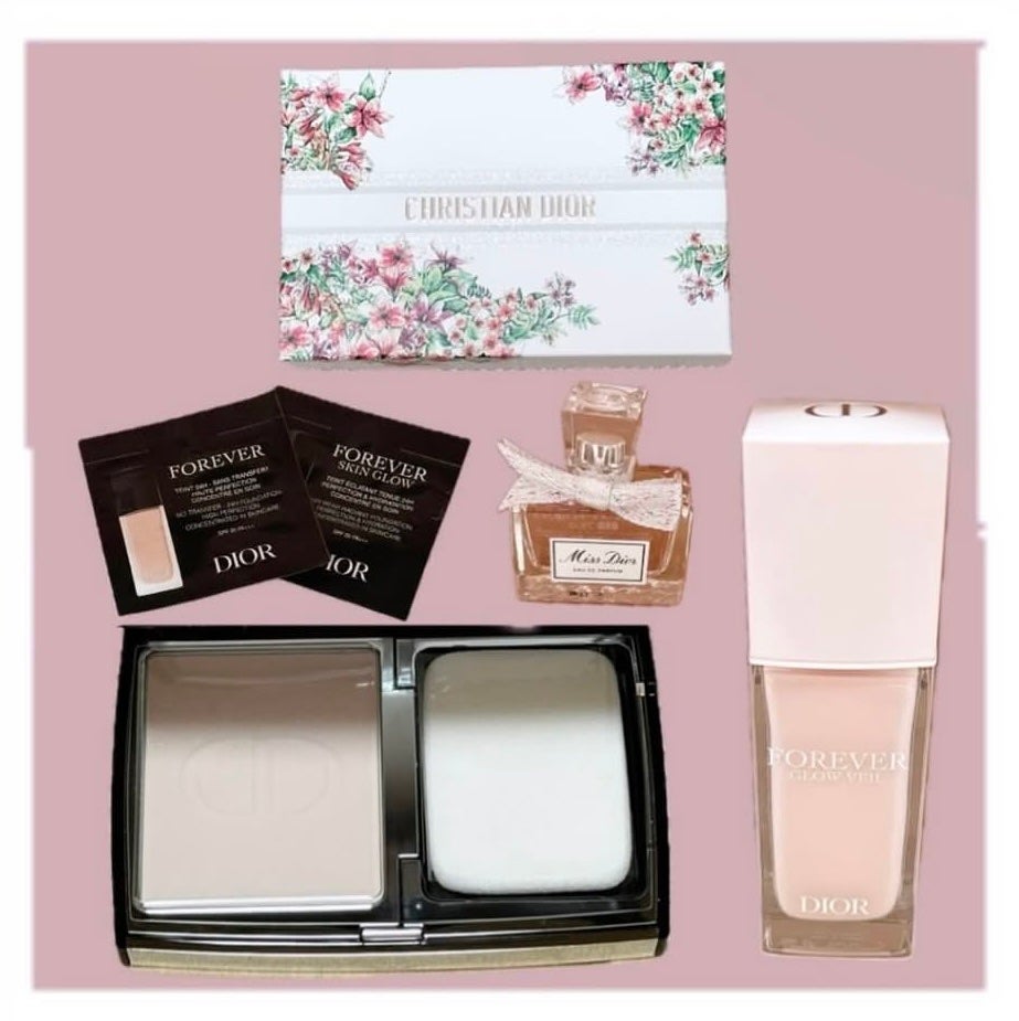 ディオールスキン フォーエヴァー コンパクト ナチュラル ベルベット/Dior/パウダーファンデーションを使ったクチコミ(1枚目)