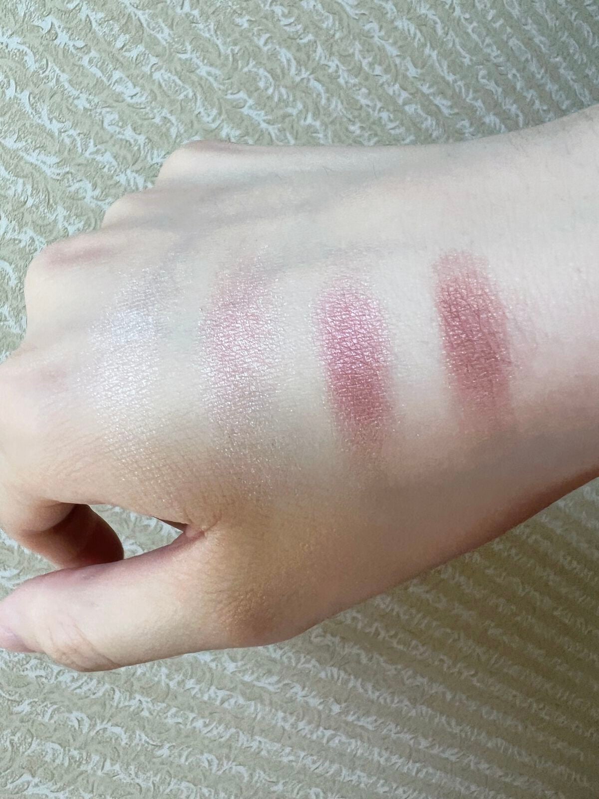 リアルクローズシャドウ/excel/アイシャドウパレットを使ったクチコミ(2枚目)