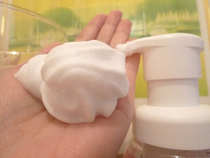 ビオレ ザフェイス 泡洗顔料 ディープモイスト/ビオレ/泡洗顔を使ったクチコミ(2枚目)