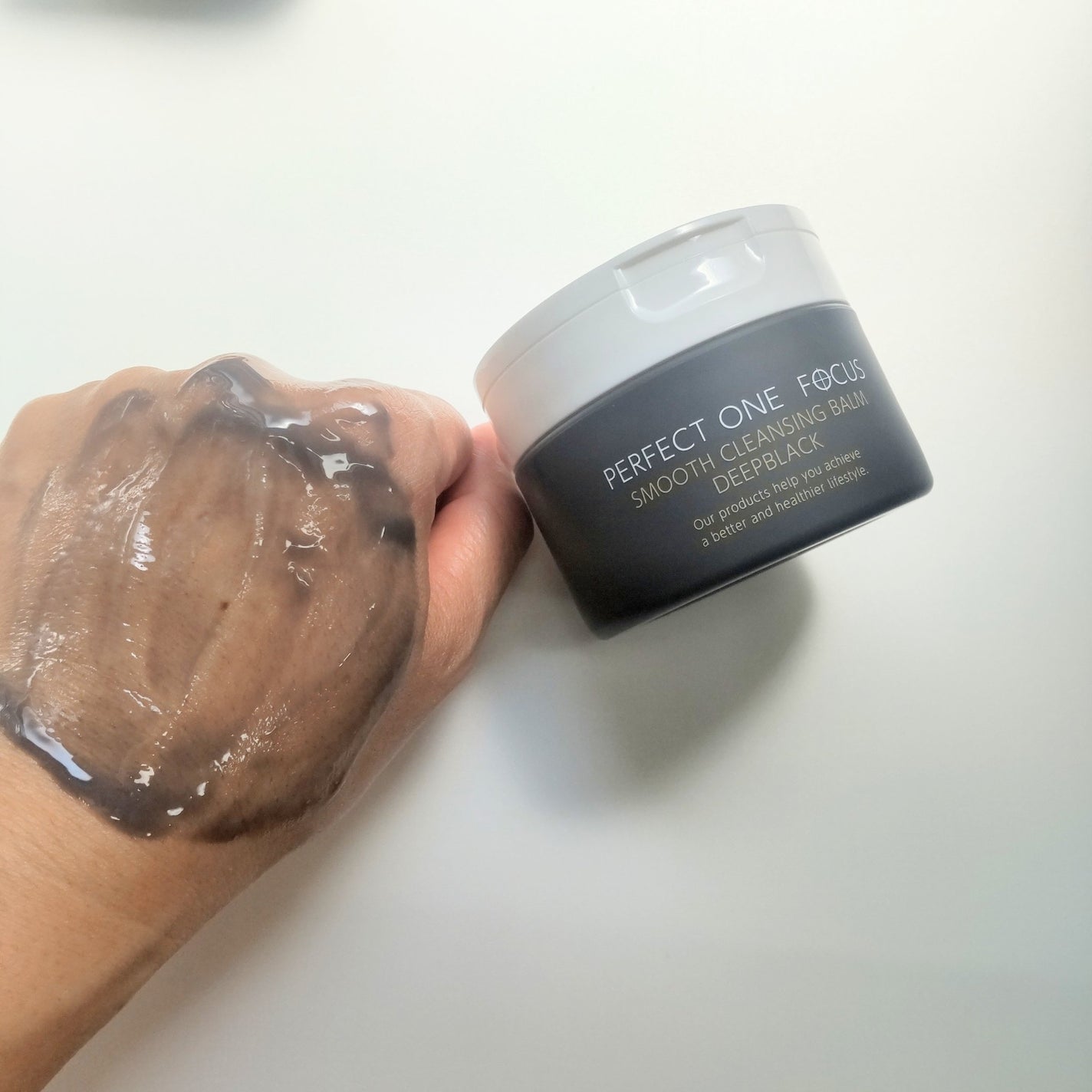 パーフェクトワンフォーカス スムースクレンジングバーム ディープブラック/PERFECT ONE FOCUS/クレンジングバームを使ったクチコミ(5枚目)