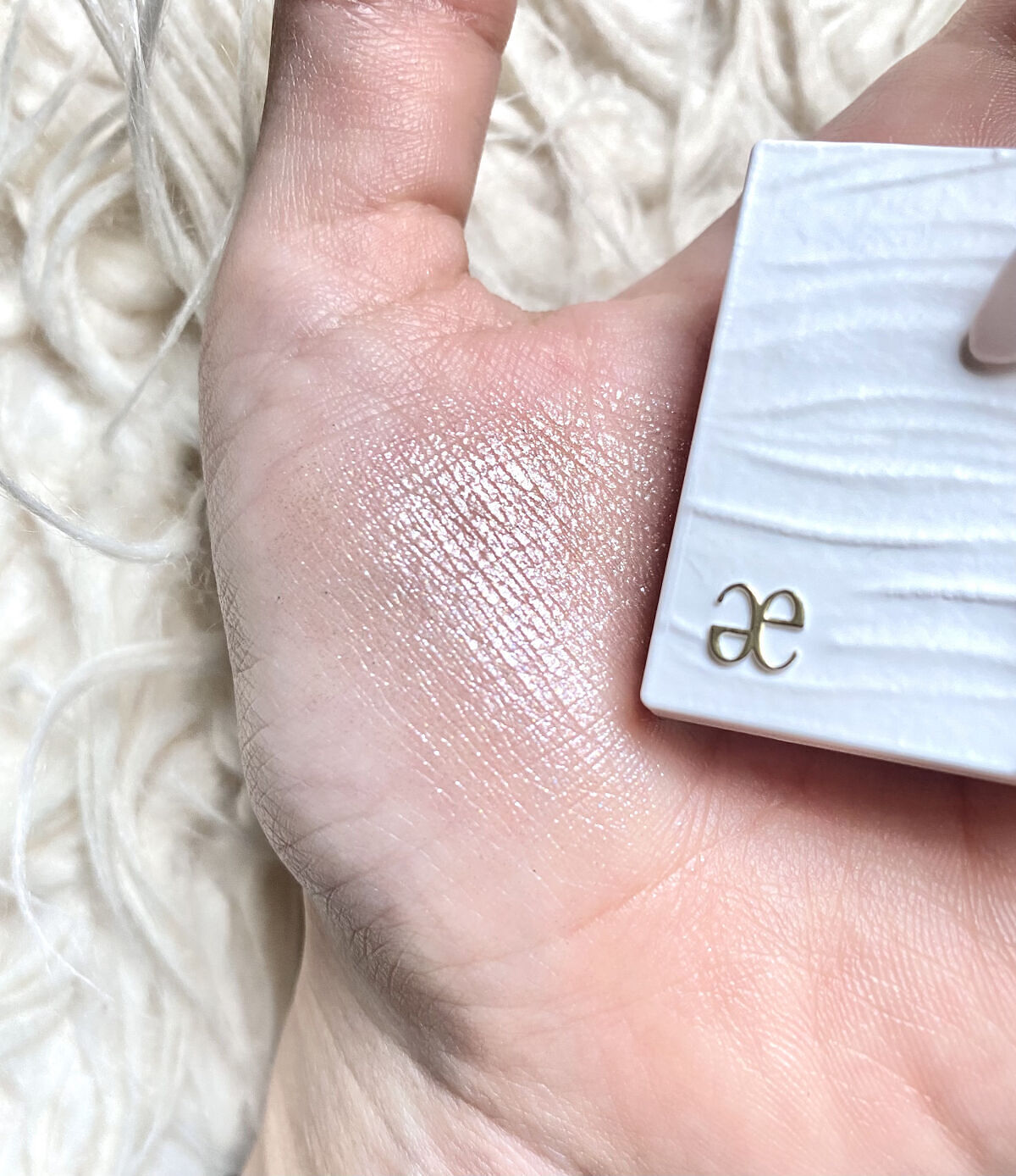 アイカラー プレイフル MN03/エレガンス クルーズ/単色アイシャドウを使ったクチコミ（3枚目）