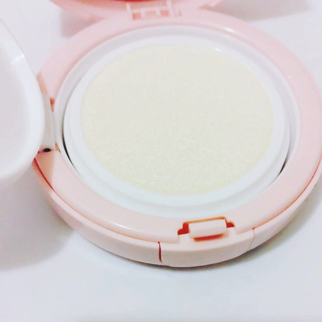 クッションUVパクト/WHOMEE/化粧下地を使ったクチコミ(4枚目)