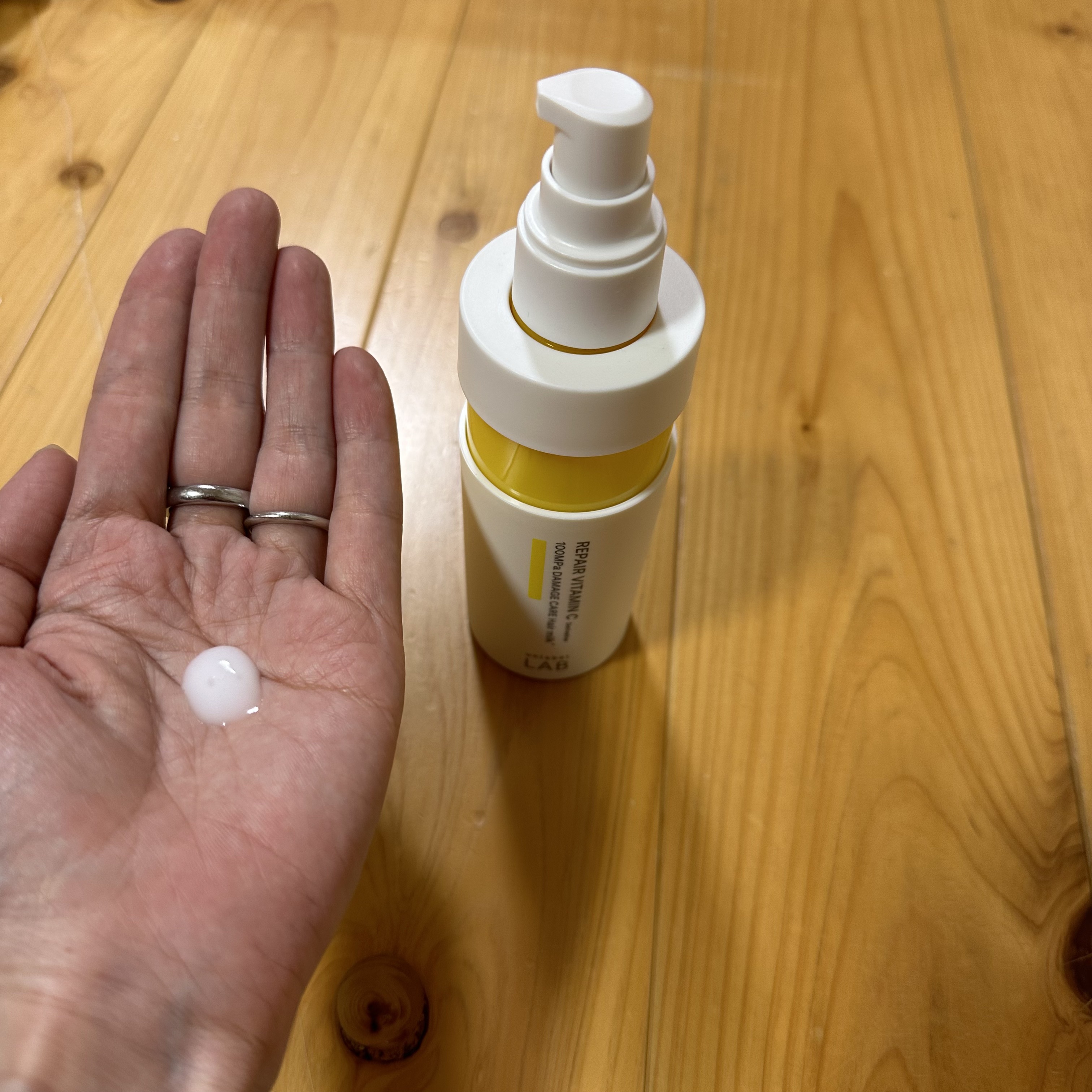 超高圧*¹浸透型リペアビタミンC誘導体*⁴配合　集中美容液ヘアミルク/unlabel/ヘアミルクを使ったクチコミ（3枚目）