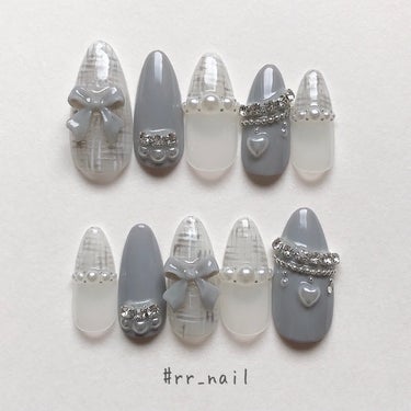 mercariにてネイルチップ販売しています！

#rr_nail で検索🌷

一つ一つ丁寧に作っているので是非...♡ 


#ネイルチップ #ワンホンネイル #ビジューネイル #リボンネイル #パー