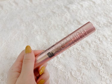 MAYBELLINE NEW YORK スカイハイのクチコミ「何度重ねてもダマにならない繊細まつげを作る。


MAYBELLINE NEW YORK
スカ.....」（2枚目）