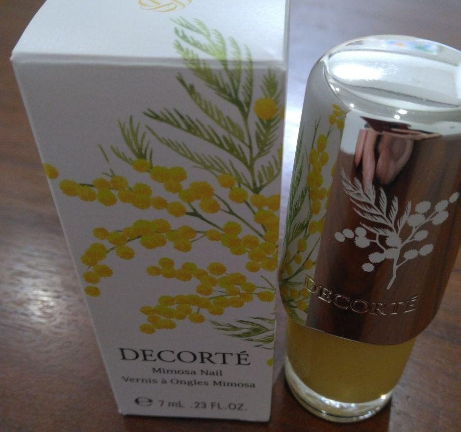 ミモザ ネイル/DECORTÉ/マニキュアを使ったクチコミ(1枚目)