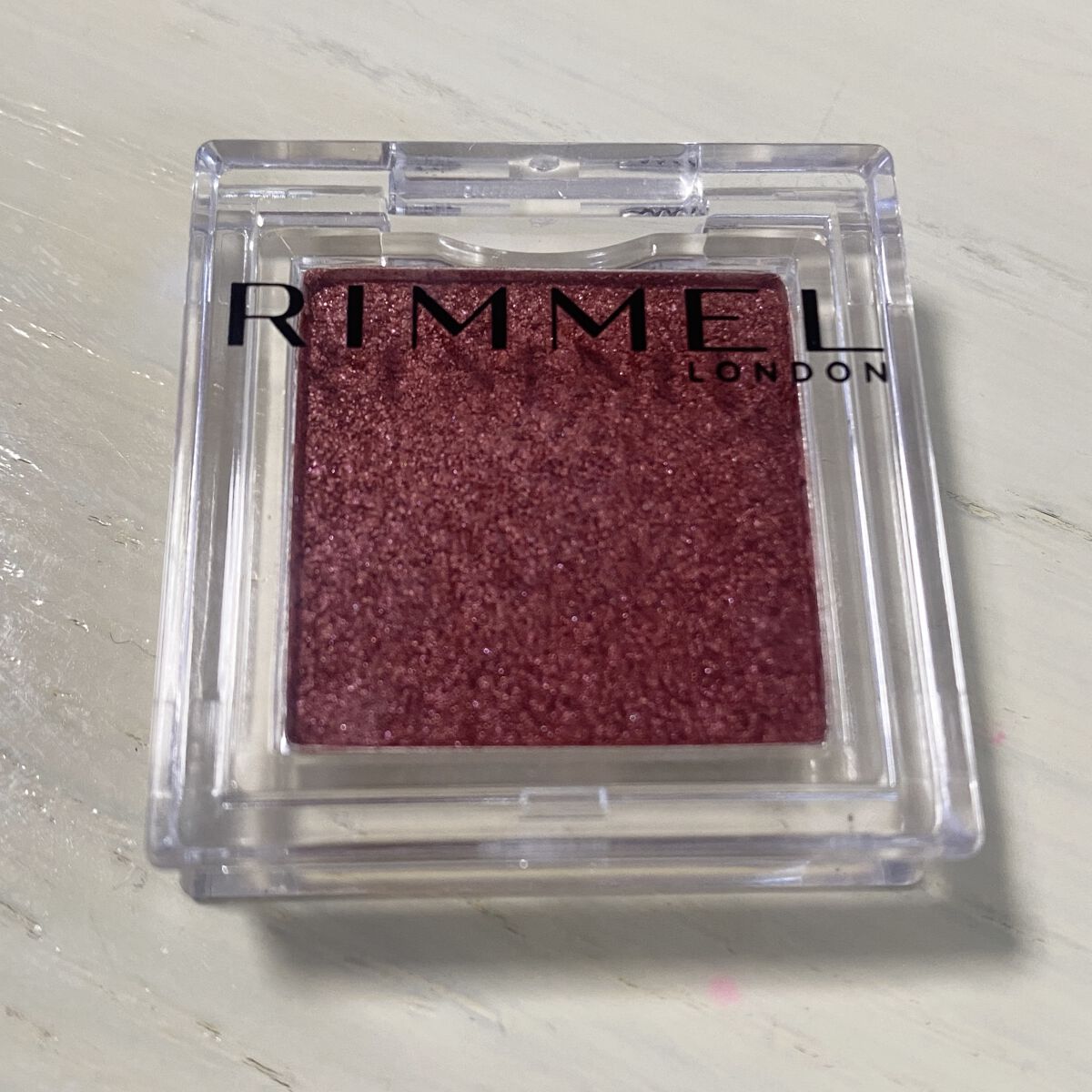 ワンダー キューブ アイシャドウ パール P005 ルビー キューブ/リンメル ロンドン/単色アイシャドウを使ったクチコミ（1枚目）
